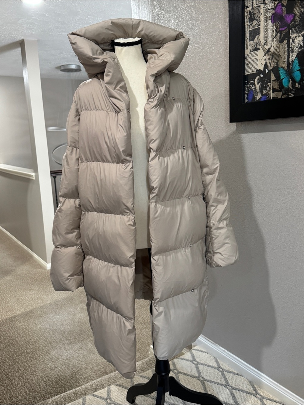 Babaton Neutral Beige Hooded Puffer Coat